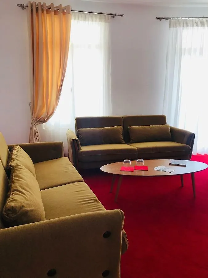 Chateau Linza Resort Tirana