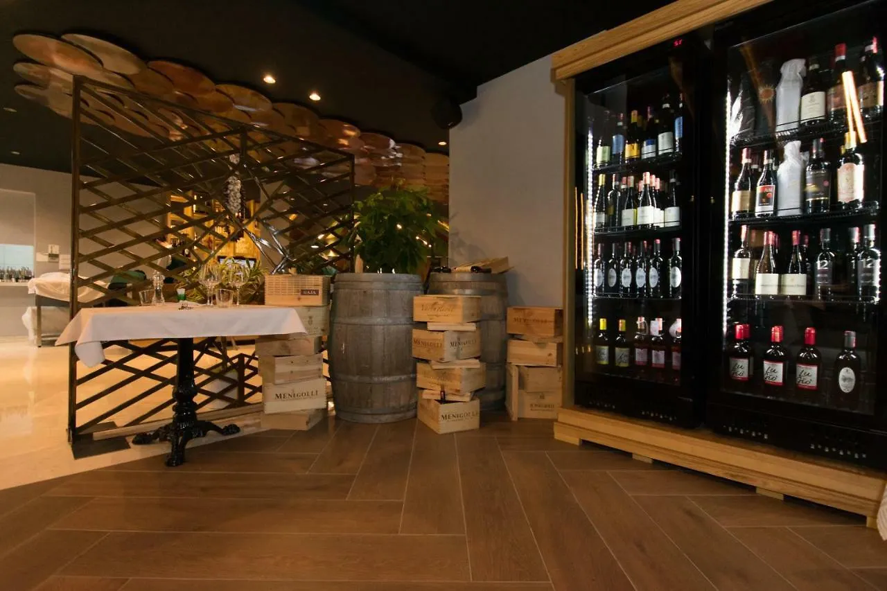 Chateau Linza Resort Tirana