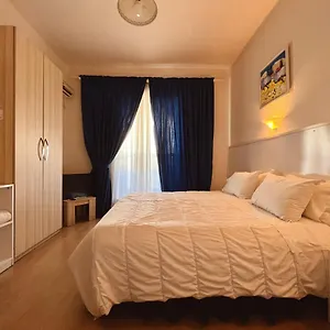 Otel Tirana Central Guesthouse, Tiran