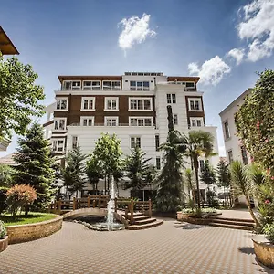 4* Отель Prestige